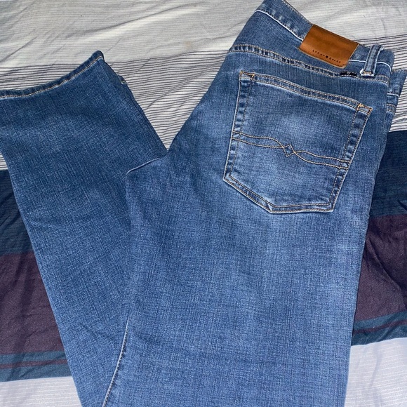 Lucky Brand Other - MENS LUCKY 🍀 BRAND STRAIGHT JEANS